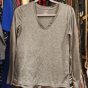 Danskin women's Dry-fit long sleeves shirt 👕